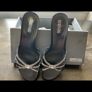 Kenneth Cole Reaction Kitten Heels